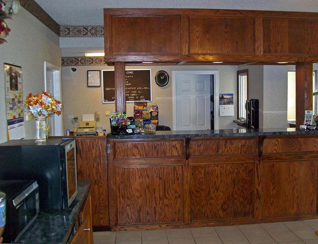 America'S Best Inn - Brinkley Интериор снимка